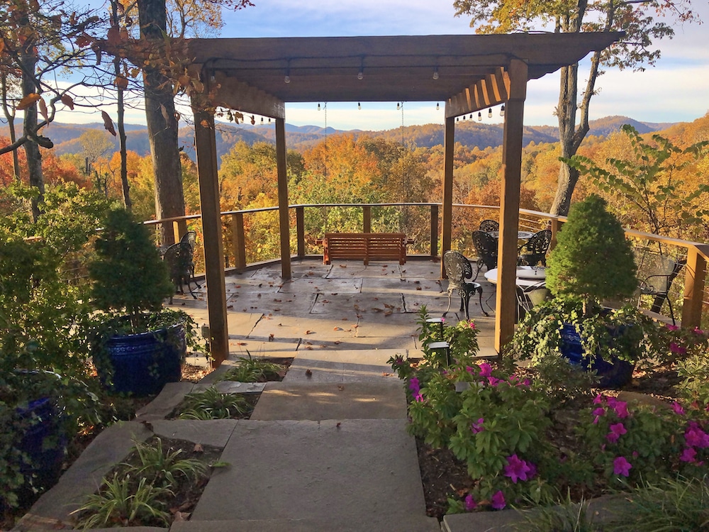 Fall at the Orchard Inn, one of the most romantic getaways in North Carolina this fall