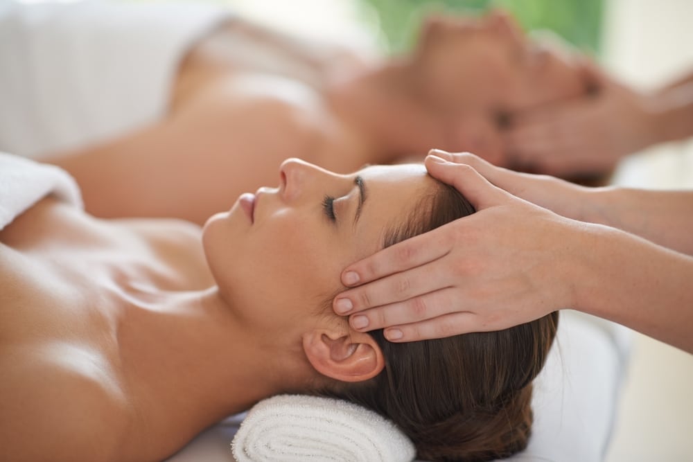 Couples massage and spa treatments during your romantic getaways in North Carolina